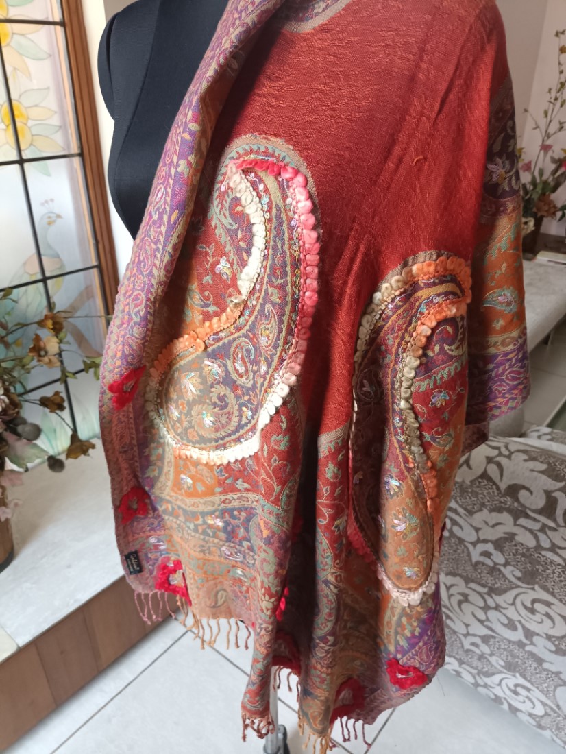 Pashmina Digital Printed - Shawls | Scarves | Jamavar Wraps